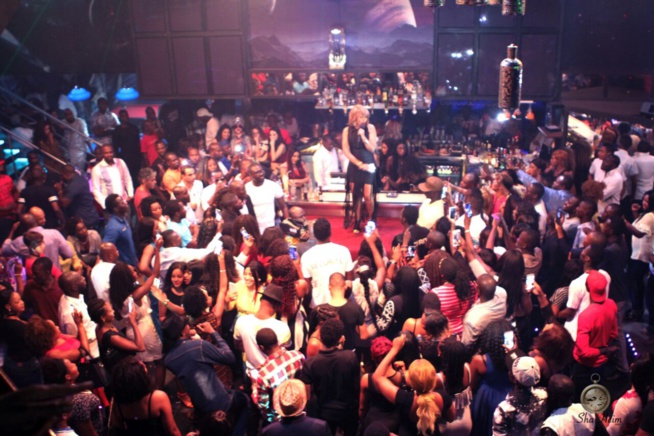 La diva Viviane Chidid enflamme le complexe Byblos de BAMAKO. La diva Viviane Chidid enflamme le complexe Byblos de BAMAKO.