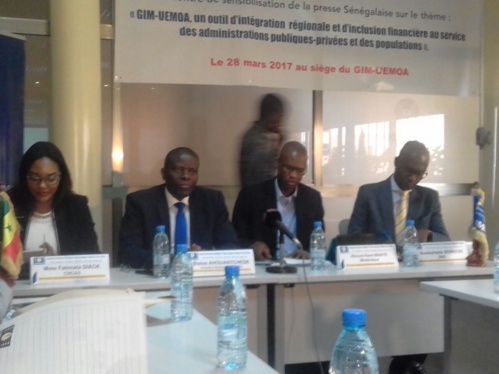 Services financiers: Gim-UEMOA, un outil d'intégration régional met à la dispostion de ses clients des cartes interbancaires Services financiers: Gim-UEMOA, un outil d'intégration régional met à la dispostion de ses clients des cartes interbancaires