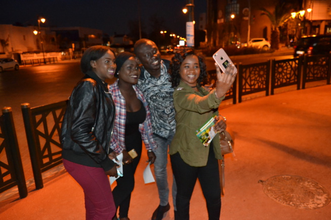 JOUR J- 10: L'Association des étudiants de Rabat dans les préparatifs du "GRAND BÉGUÉ" de Casablanca le 08 Avril avec Pape Diouf. Regardez JOUR J- 10: L'Association des étudiants de Rabat dans les préparatifs du "GRAND BÉGUÉ" de Casablanca le 08 Avril avec Pape Diouf. Regardez