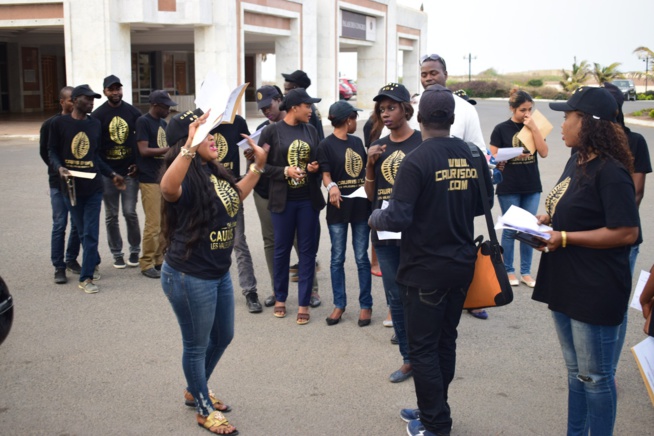 Derniers virage avant le jour j, le PDT Mbagnick Diop et son staff au chapiteau du KING FHAD PLACE. Derniers virage avant le jour j, le PDT Mbagnick Diop et son staff au chapiteau du KING FHAD PLACE.