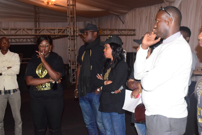 Derniers virage avant le jour j, le PDT Mbagnick Diop et son staff au chapiteau du KING FHAD PLACE. Derniers virage avant le jour j, le PDT Mbagnick Diop et son staff au chapiteau du KING FHAD PLACE.