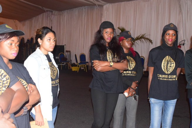 Derniers virage avant le jour j, le PDT Mbagnick Diop et son staff au chapiteau du KING FHAD PLACE. Derniers virage avant le jour j, le PDT Mbagnick Diop et son staff au chapiteau du KING FHAD PLACE.