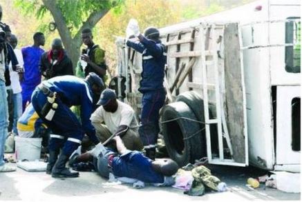 Tragique accident de la route à Touba : cinq morts et 20 blessés graves Tragique accident de la route à Touba : cinq morts et 20 blessés graves