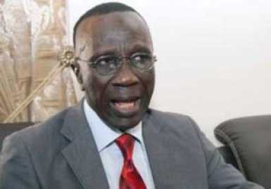 Pour protéger le régime du Président Macky Sall, "Macky 2012" promet d'étouffer Y en a marre Pour protéger le régime du Président Macky Sall, "Macky 2012" promet d'étouffer Y en a marre