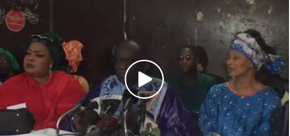 Vidéo: Les avocats de Bamba Fall poursuivent le combat et dénoncent le maintien de leur client à la Mac de Rebeuss Vidéo: Les avocats de Bamba Fall poursuivent le combat et dénoncent le maintien de leur client à la Mac de Rebeuss
