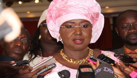 Le Gouvernement vise 5 millions de passagers dont 3 millions de touristes (ministre) Le Gouvernement vise 5 millions de passagers dont 3 millions de touristes (ministre)