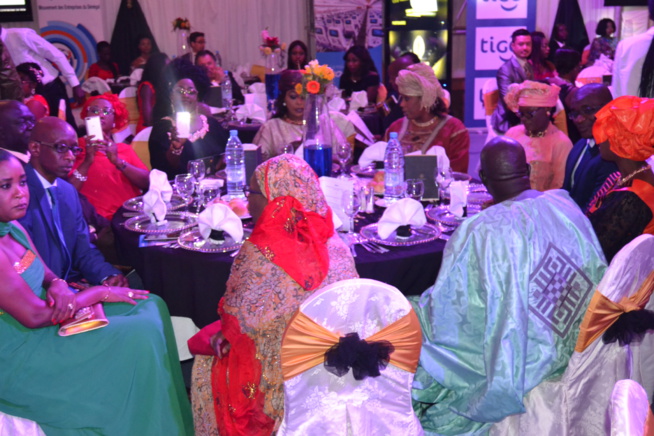 CAURIS D'OR EDITION 2017: Les premières images des invités au chapiteau du King FHAD PLACE. CAURIS D'OR EDITION 2017: Les premières images des invités au chapiteau du King FHAD PLACE.