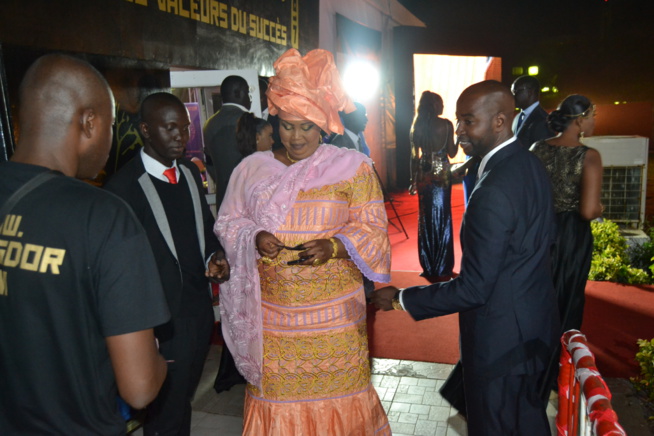 CAURIS D'OR EDITION 2017: Les premières images des invités au chapiteau du King FHAD PLACE. CAURIS D'OR EDITION 2017: Les premières images des invités au chapiteau du King FHAD PLACE.