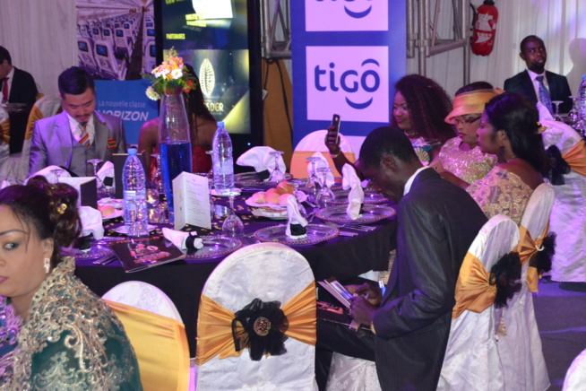 CAURIS D'OR EDITION 2017: Les premières images des invités au chapiteau du King FHAD PLACE. CAURIS D'OR EDITION 2017: Les premières images des invités au chapiteau du King FHAD PLACE.