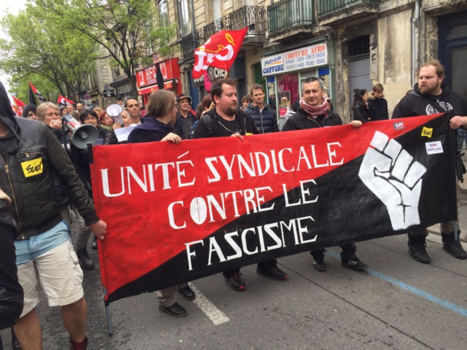 Affrontement entre  policiers et anti Marie Le Pen à Bordeaux.
