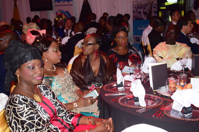 CAURIS D'OR 2017: Mbagnick Diop président du MDES réussit le pari et démontre son patriotisme pour le Sénégal. CAURIS D'OR 2017: Mbagnick Diop président du MDES réussit le pari et démontre son patriotisme pour le Sénégal.