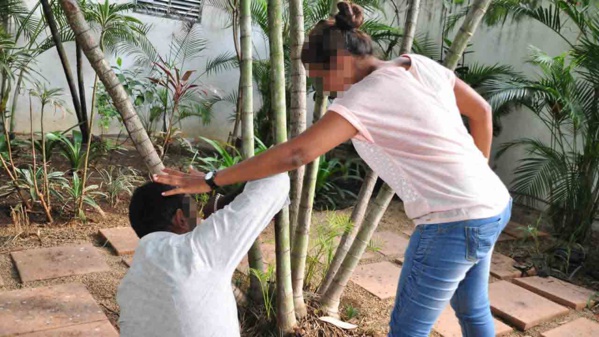 Pour une histoire de yassa au poulet, la nouvelle mariée casse la tête de son époux