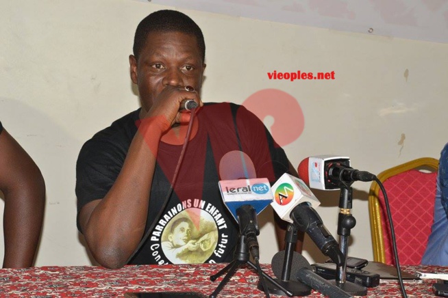 Festival Vert Jaune Rouge, le groupe Bidew Bou Bess était face à la presse. Festival Vert Jaune Rouge, le groupe Bidew Bou Bess était face à la presse.