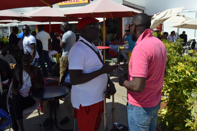 Arrivée de la génération consciente de Pape Diouf à Casablanca pour le "Grand bégué" du 08 avril. Arrivée de la génération consciente de Pape Diouf à Casablanca pour le "Grand bégué" du 08 avril.