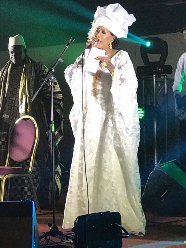 Rakhou Prod: Les deux diva Fatou Ngueweul et Kiné Lam enflamment la nuit des femmes au Palais des Congrés de Montreuil. Rakhou Prod: Les deux diva Fatou Ngueweul et Kiné Lam enflamment la nuit des femmes au Palais des Congrés de Montreuil.