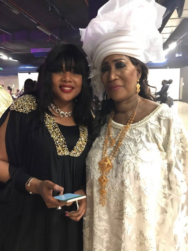 Rakhou Prod: Les deux diva Fatou Ngueweul et Kiné Lam enflamment la nuit des femmes au Palais des Congrés de Montreuil. Rakhou Prod: Les deux diva Fatou Ngueweul et Kiné Lam enflamment la nuit des femmes au Palais des Congrés de Montreuil.
