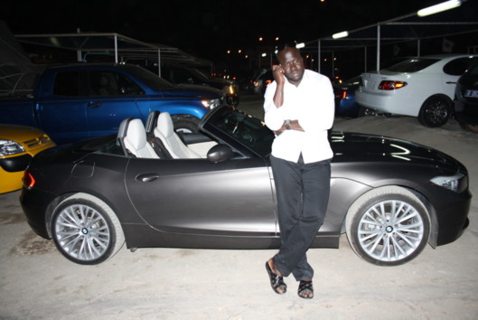 Daouda Mbow, le PDG de la Nouvelle Vision de l’Automobile convoqué à la Dic, serait rentré chez lui pour le moment Daouda Mbow, le PDG de la Nouvelle Vision de l’Automobile convoqué à la Dic, serait rentré chez lui pour le moment