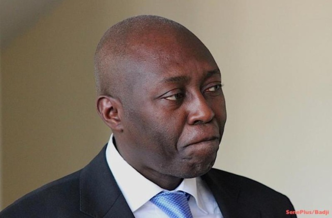 Mamadou Lamine Diallo:" Si les 3000 milliards revenaient aux pauvres du pays..." Mamadou Lamine Diallo:" Si les 3000 milliards revenaient aux pauvres du pays..."