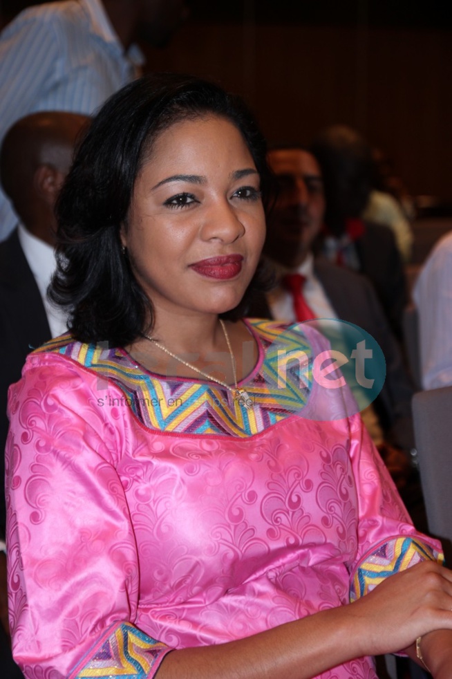 Léna Sène, l'ex égérie de Rewmi toujours aussi craquante Léna Sène, l'ex égérie de Rewmi toujours aussi craquante