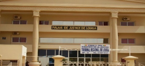 Injures au chef de l'Etat: Il retourne en prison quelques heures après son élargissement Injures au chef de l'Etat: Il retourne en prison quelques heures après son élargissement