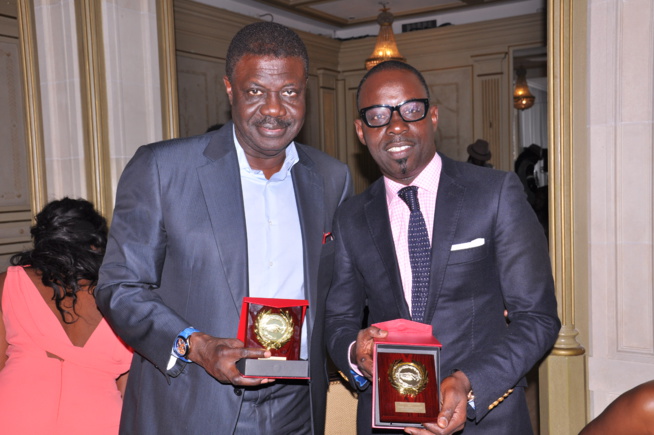 Boubacar Diallo, animateur présentateur, Pape Diouf ex PDT de Marseille, Thierno Ba honorés au Gala Chic et Glamour de Paris. Boubacar Diallo, animateur présentateur, Pape Diouf ex PDT de Marseille, Thierno Ba honorés au Gala Chic et Glamour de Paris.