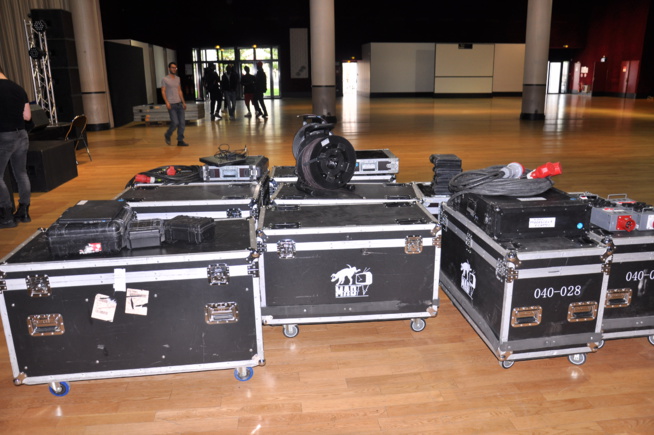 HIP HOP GALSEN à Paris à quelques heures avant le big show de ce dimanche au Dock Haussman. HIP HOP GALSEN à Paris à quelques heures avant le big show de ce dimanche au Dock Haussman.