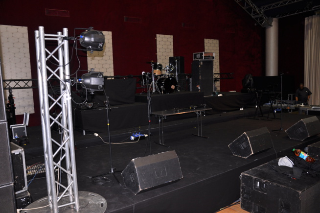 HIP HOP GALSEN à Paris à quelques heures avant le big show de ce dimanche au Dock Haussman. HIP HOP GALSEN à Paris à quelques heures avant le big show de ce dimanche au Dock Haussman.