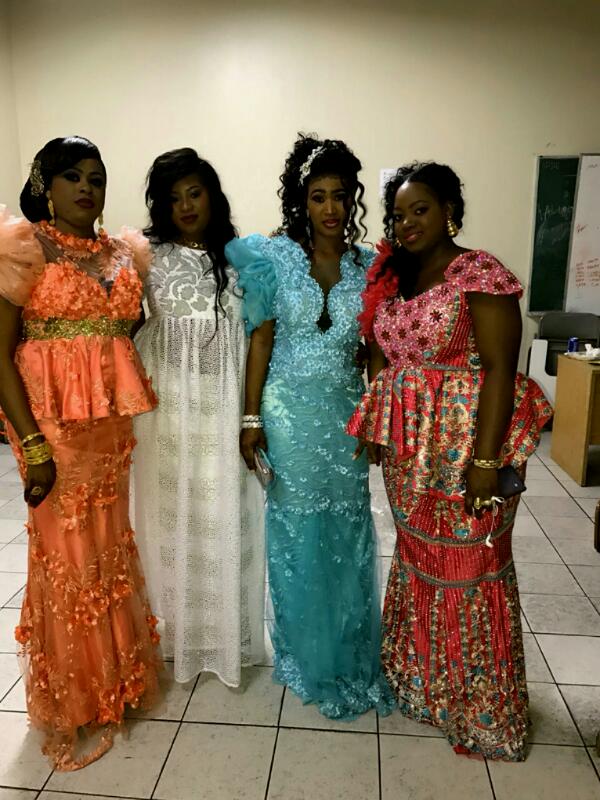 En images du baptéme de Mounass Seck l'épouse de Baye Moumoune Niasse à New York. En images du baptéme de Mounass Seck l'épouse de Baye Moumoune Niasse à New York.