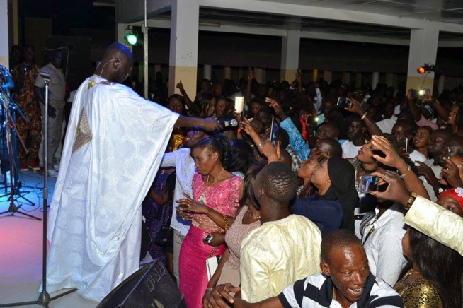 Vivez les moments de la soirée de Pape Diouf à Kaolack.