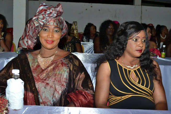 Vivez les moments de la soirée de Pape Diouf à Kaolack. Vivez les moments de la soirée de Pape Diouf à Kaolack.