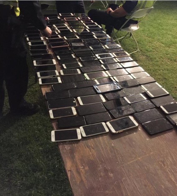 Il vole 100 iPhone et smartphones Android et se fait attraper comme un débutant Il vole 100 iPhone et smartphones Android et se fait attraper comme un débutant