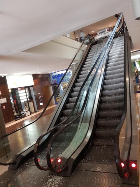 Accident au Sea Plaza: Les deux fiancés édifiés sur leur sort le 26 avril prochain Accident au Sea Plaza: Les deux fiancés édifiés sur leur sort le 26 avril prochain