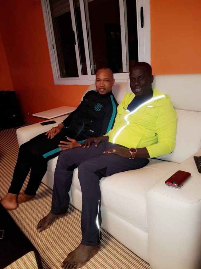 Legislatives 2017, l'international Ballon d'or El Hadj Diouf courtisait par les politiciens.