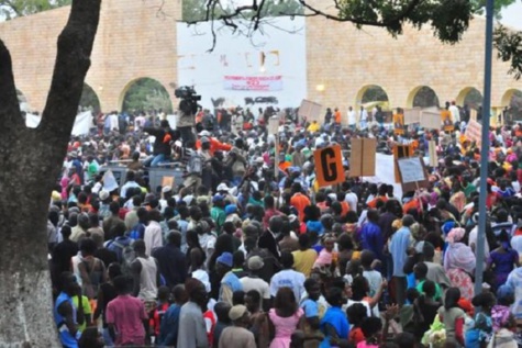 Thiès: Les jeunes de Manko Wattu ont marché Thiès: Les jeunes de Manko Wattu ont marché