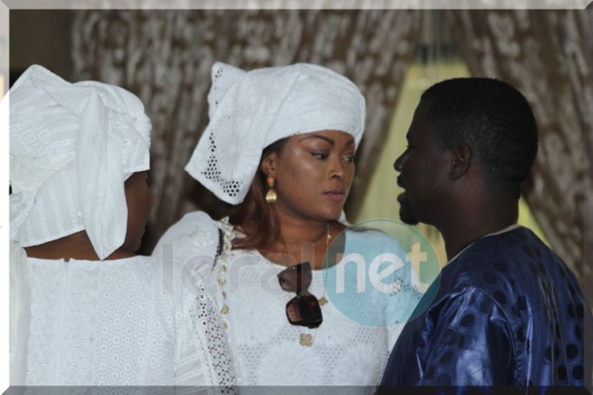 Bébé Rose, l'épouse de Samuel Sarr soutenue par son griot Alassane Mbaye Bébé Rose, l'épouse de Samuel Sarr soutenue par son griot Alassane Mbaye