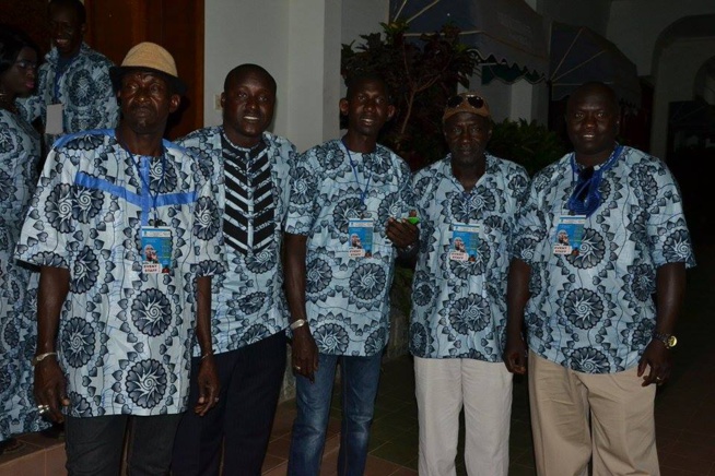 Les premiéres images du "Gala diner show" avec Pape Diouf et la génération consciente en Gambie.