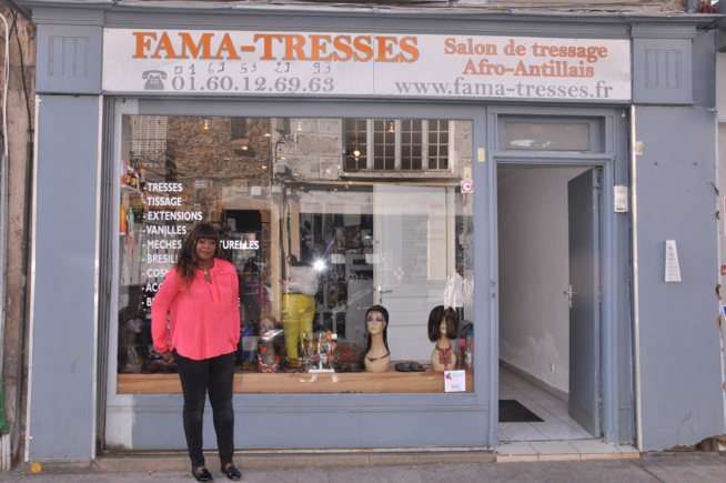 FAMA TRESSE SALON DE BEAUTE TRESSAGE AFRO- ANTILLAIS: Dans le fond de l'anniversaire de Waly Seck au Dock Pullman FAMA TRESSE SALON DE BEAUTE TRESSAGE AFRO- ANTILLAIS: Dans le fond de l'anniversaire de Waly Seck au Dock Pullman