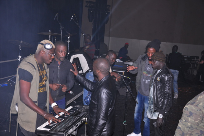 SOUND THECK: Waly Seck au Dock Pullman ce 22 avril en images. SOUND THECK: Waly Seck au Dock Pullman ce 22 avril en images.