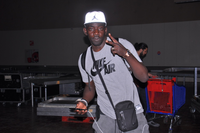 SOUND THECK: Waly Seck au Dock Pullman ce 22 avril en images. SOUND THECK: Waly Seck au Dock Pullman ce 22 avril en images.