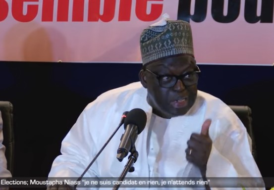 Moustapha Niasse:“à 77 ans, je ne suis plus candidat à un quelconque poste électif, (...) mais si (…)” Moustapha Niasse:“à 77 ans, je ne suis plus candidat à un quelconque poste électif, (...) mais si (…)”