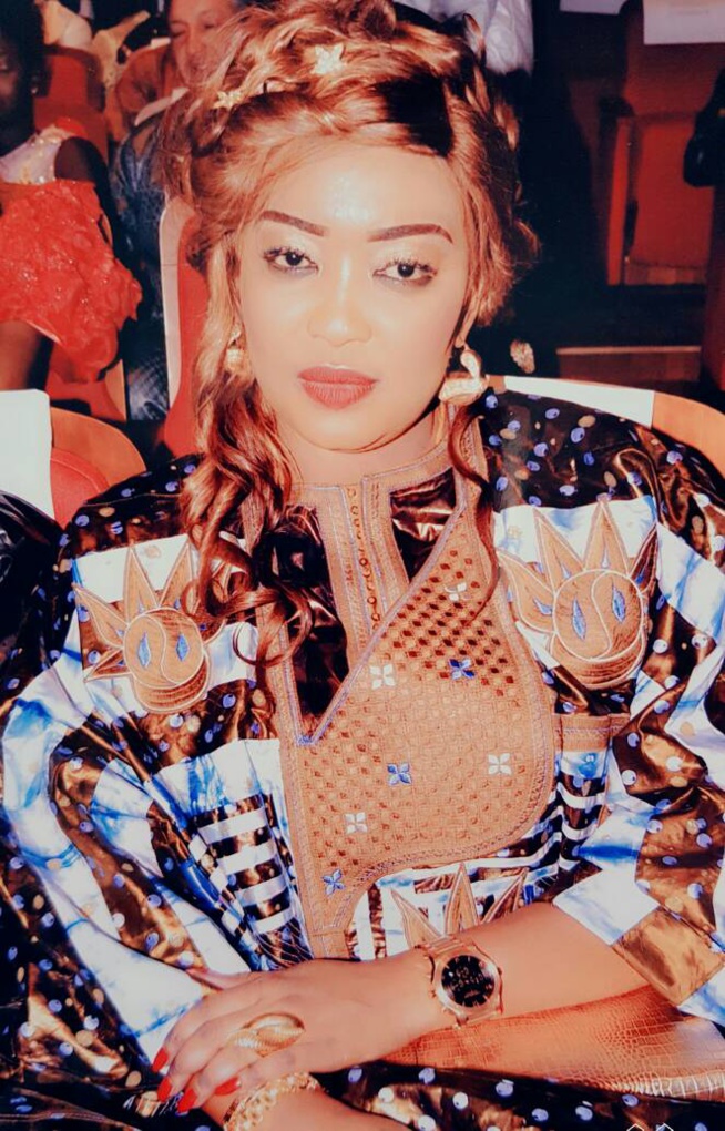 Voici la belle femme de Saanex, Sadiya Voici la belle femme de Saanex, Sadiya