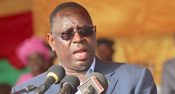 Macky Sall à ses alliés réclamant des moyens financiers: ” Je ne vais pas donner l’argent du peuple aux politiciens “ Macky Sall à ses alliés réclamant des moyens financiers: ” Je ne vais pas donner l’argent du peuple aux politiciens “