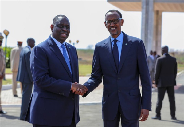Super prix Grand Bâtisseur-Trophée Babacar Ndiaye, les Présidents Macky Sall et Paul Kagamé distingués en mai prochain Super prix Grand Bâtisseur-Trophée Babacar Ndiaye, les Présidents Macky Sall et Paul Kagamé distingués en mai prochain