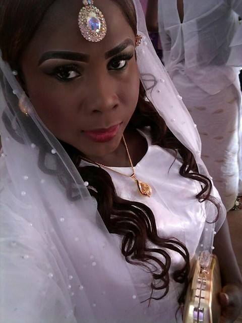 Alimatou sarr journaliste présentatrice de la soxna fm elle s'est pendu aujourd'hui avec lamine sow technicien à la radio Rfm Alimatou sarr journaliste présentatrice de la soxna fm elle s'est pendu aujourd'hui avec lamine sow technicien à la radio Rfm