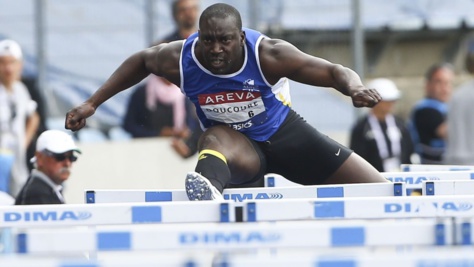 Mauvaise idée: quand un pickpocket tente de voler la carte bleue de Ladji Doucouré, ex-champion du monde du 110 m haies Mauvaise idée: quand un pickpocket tente de voler la carte bleue de Ladji Doucouré, ex-champion du monde du 110 m haies