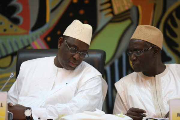 Mansour Sy, ministre du Travail : "Macky Sall a toujours accompagné les travailleurs depuis son accession à la magistrature suprême..." Mansour Sy, ministre du Travail : "Macky Sall a toujours accompagné les travailleurs depuis son accession à la magistrature suprême..."