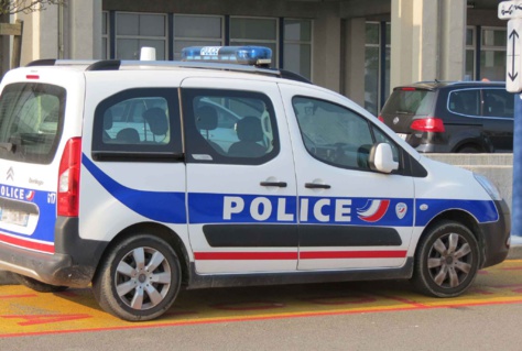 Montreuil: Il étrangle sa mère de 86 ans sans pouvoir expliquer son geste Montreuil: Il étrangle sa mère de 86 ans sans pouvoir expliquer son geste
