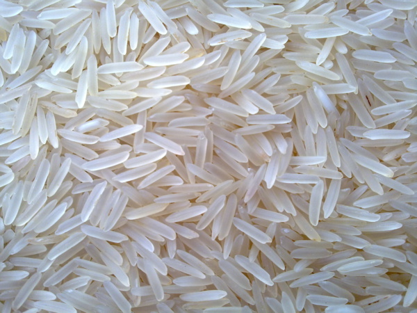 Rumeurs de présence du riz en plastique sur le marché, "scientifiquement, le plastique ne peut être transformé en riz" (expert) Rumeurs de présence du riz en plastique sur le marché, "scientifiquement, le plastique ne peut être transformé en riz" (expert)