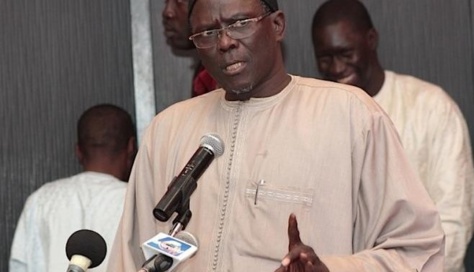 Moustapha Diakhaté: "S'il ne tenait qu'à moi, on pourrait même attribuer à Total l'exploration du pétrole à titre gratuit" Moustapha Diakhaté: "S'il ne tenait qu'à moi, on pourrait même attribuer à Total l'exploration du pétrole à titre gratuit"