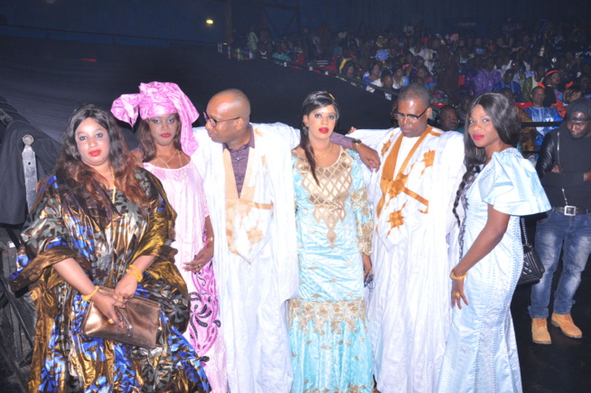 Le roi du "YELA", Baba Maal met le paquet et draine du monde au Zenith de Paris.